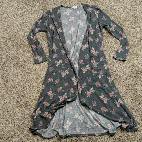 LuLaRoe Sweaters - Lularoe Sarah